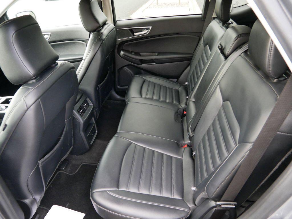 used 2024 Ford Edge car, priced at $22,987