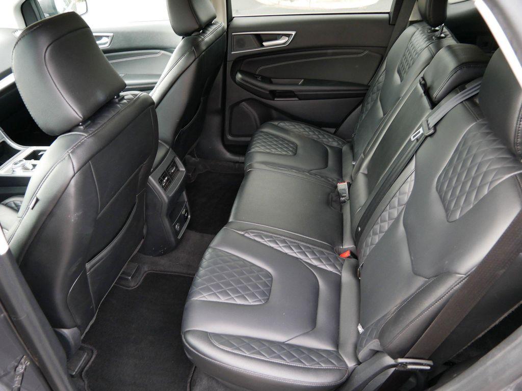 used 2024 Ford Edge car, priced at $26,987