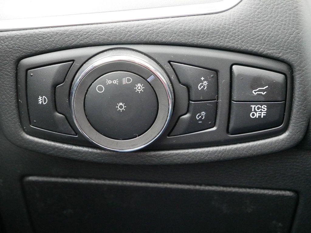 used 2024 Ford Edge car, priced at $26,987