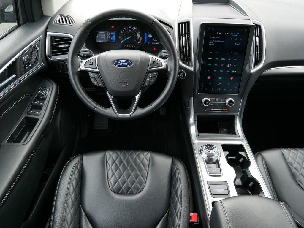 used 2024 Ford Edge car, priced at $26,987