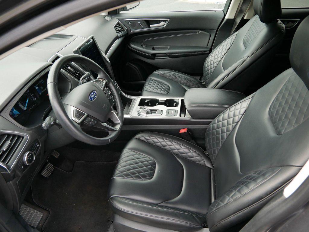 used 2024 Ford Edge car, priced at $26,987