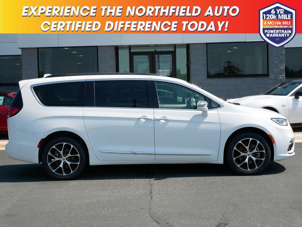 used 2022 Chrysler Pacifica car, priced at $34,987