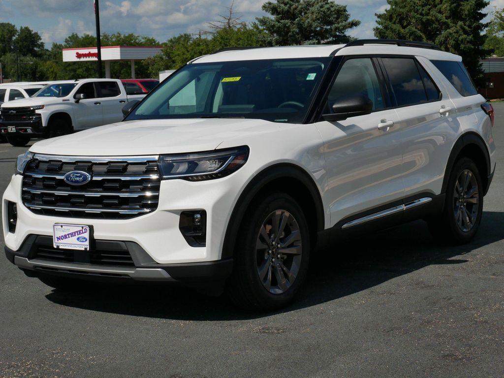 new 2025 Ford Explorer car, priced at $46,365