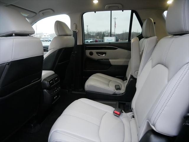 used 2023 Honda Pilot car, priced at $39,987