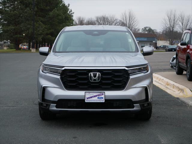 used 2023 Honda Pilot car, priced at $39,987