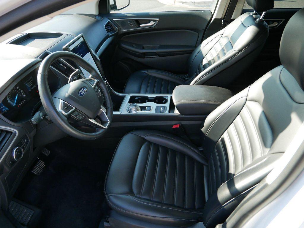 used 2024 Ford Edge car, priced at $22,987