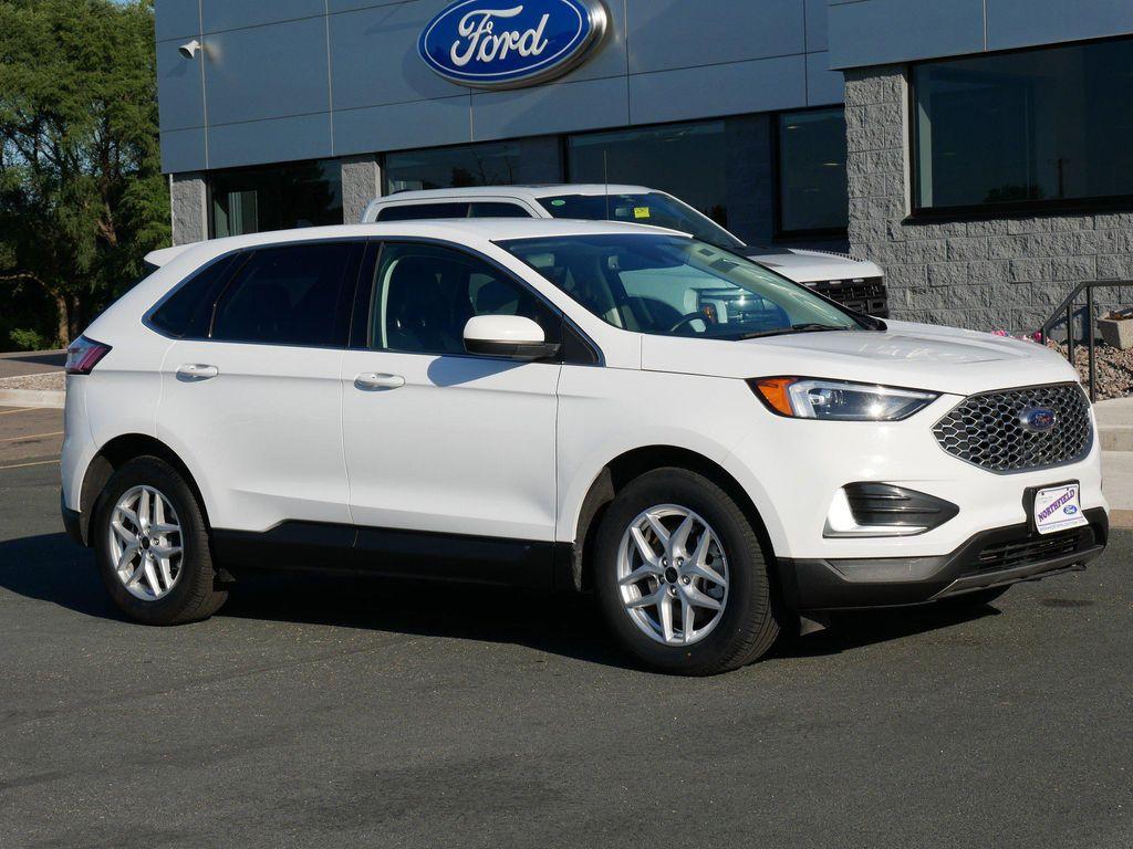 used 2024 Ford Edge car, priced at $22,987