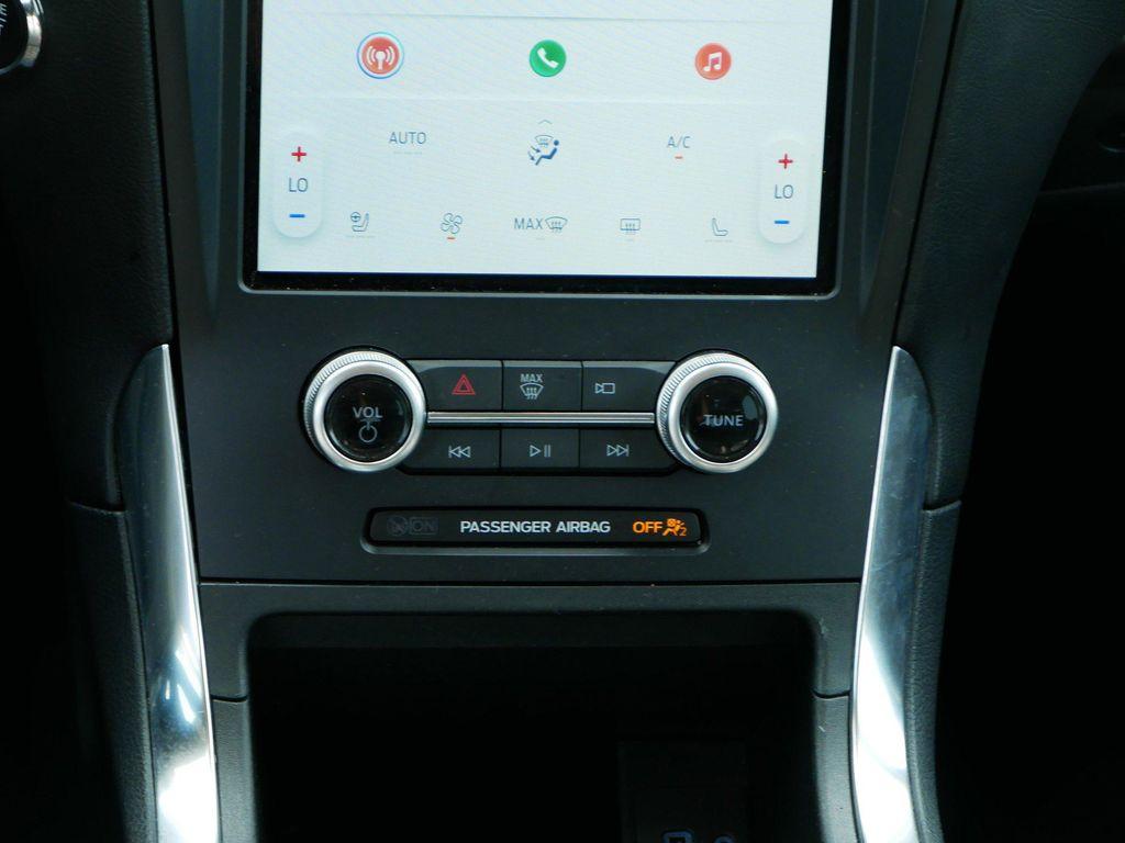 used 2024 Ford Edge car, priced at $26,987