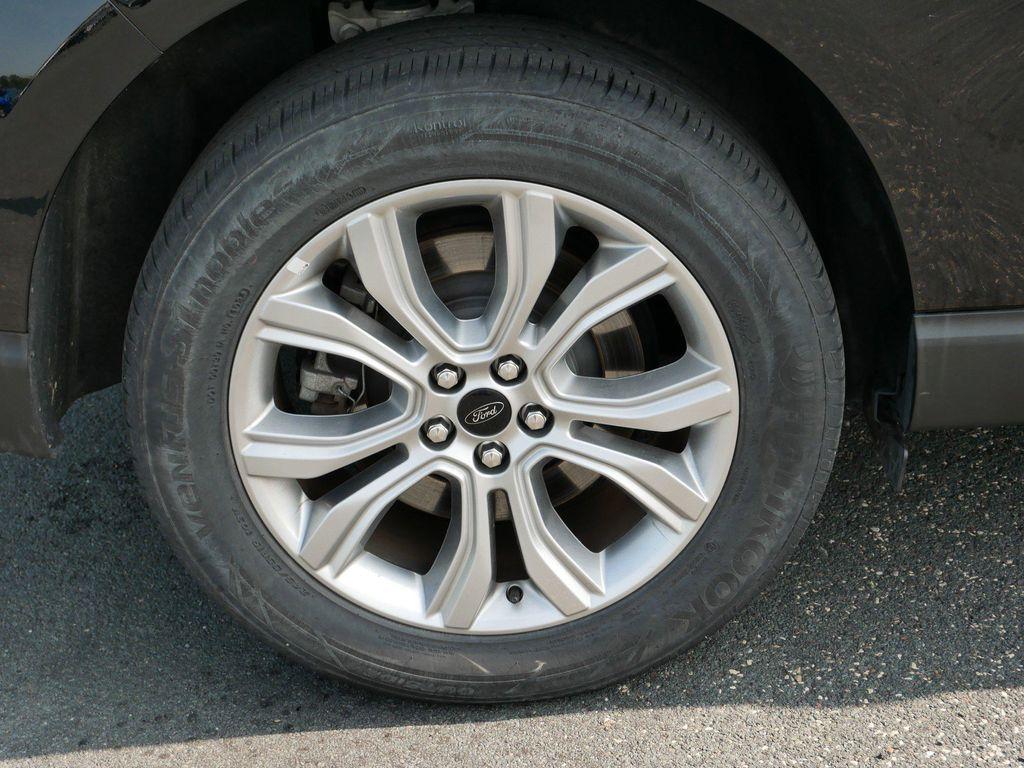 used 2024 Ford Edge car, priced at $26,987