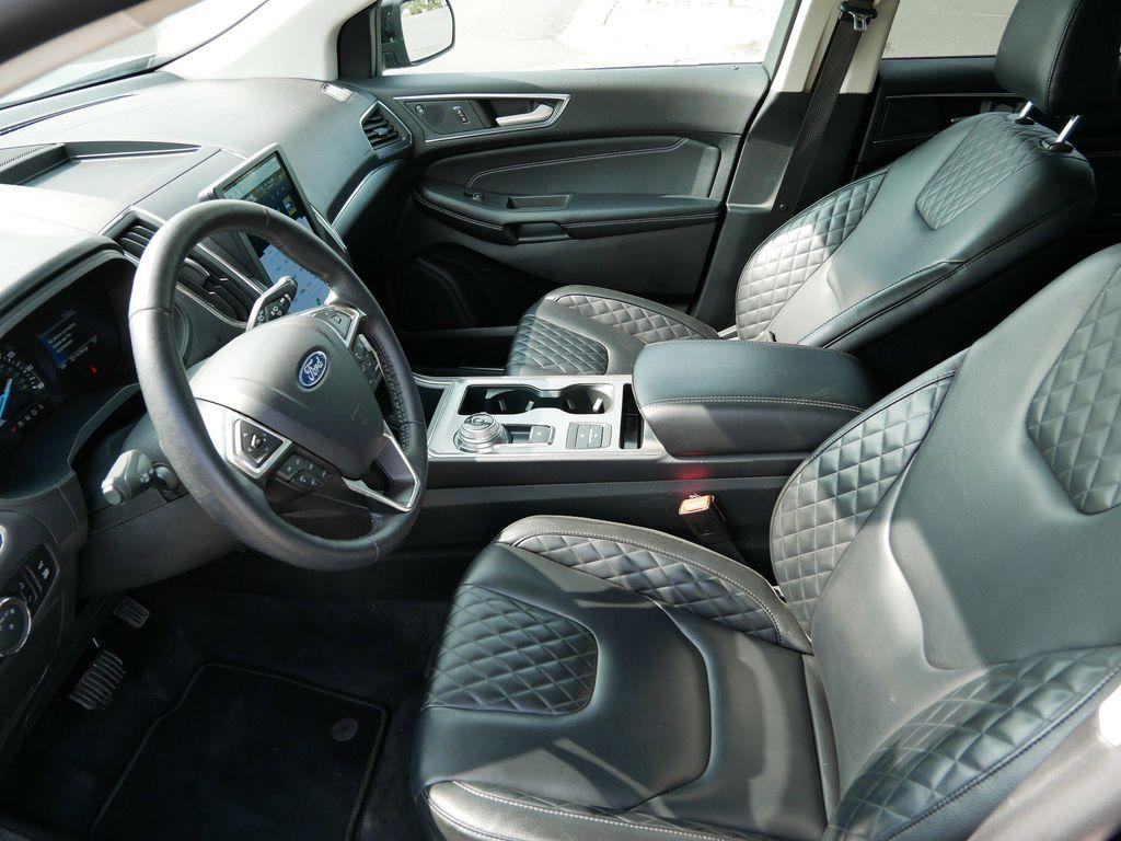used 2024 Ford Edge car, priced at $26,987