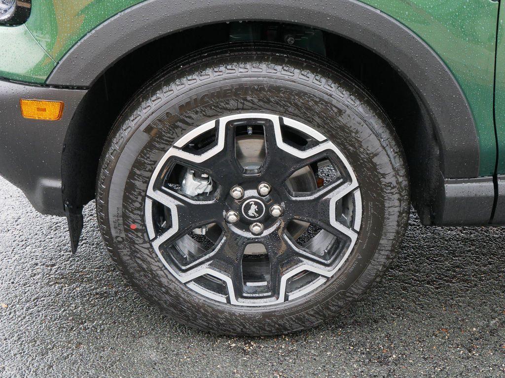 new 2025 Ford Bronco Sport car, priced at $34,136