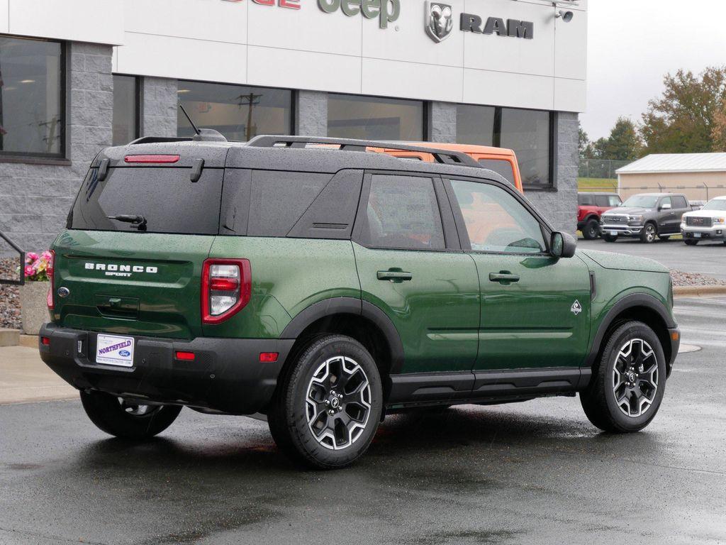 new 2025 Ford Bronco Sport car, priced at $34,136