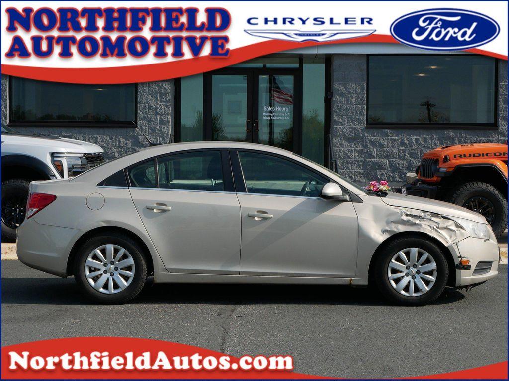 used 2011 Chevrolet Cruze car, priced at $1,087