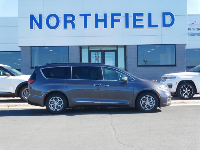 used 2022 Chrysler Pacifica car, priced at $25,487