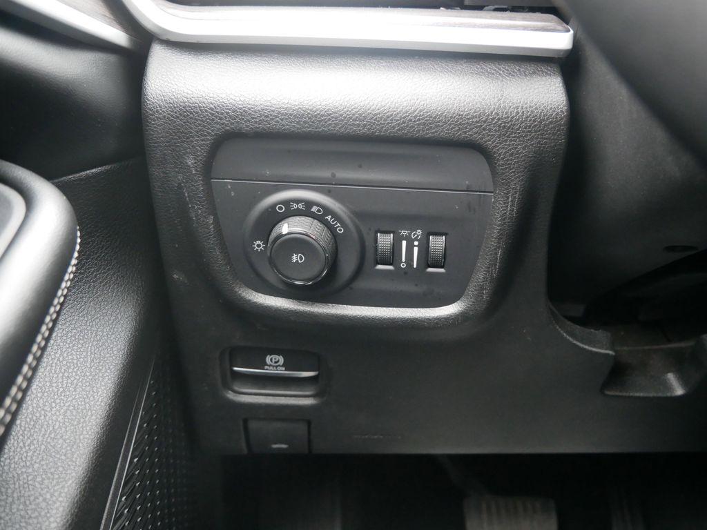 used 2023 Jeep Grand Cherokee L car, priced at $27,987