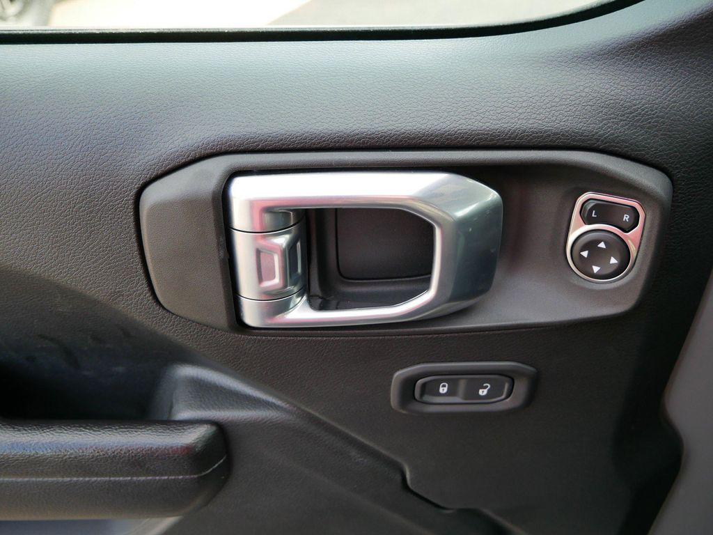 used 2021 Jeep Wrangler Unlimited car, priced at $31,987