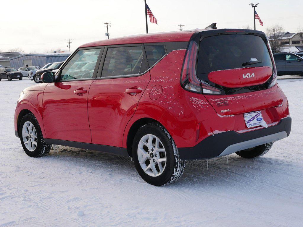 used 2024 Kia Soul car, priced at $17,987