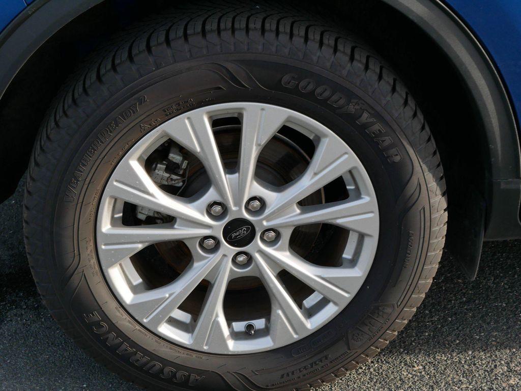 used 2023 Ford Escape car, priced at $16,987