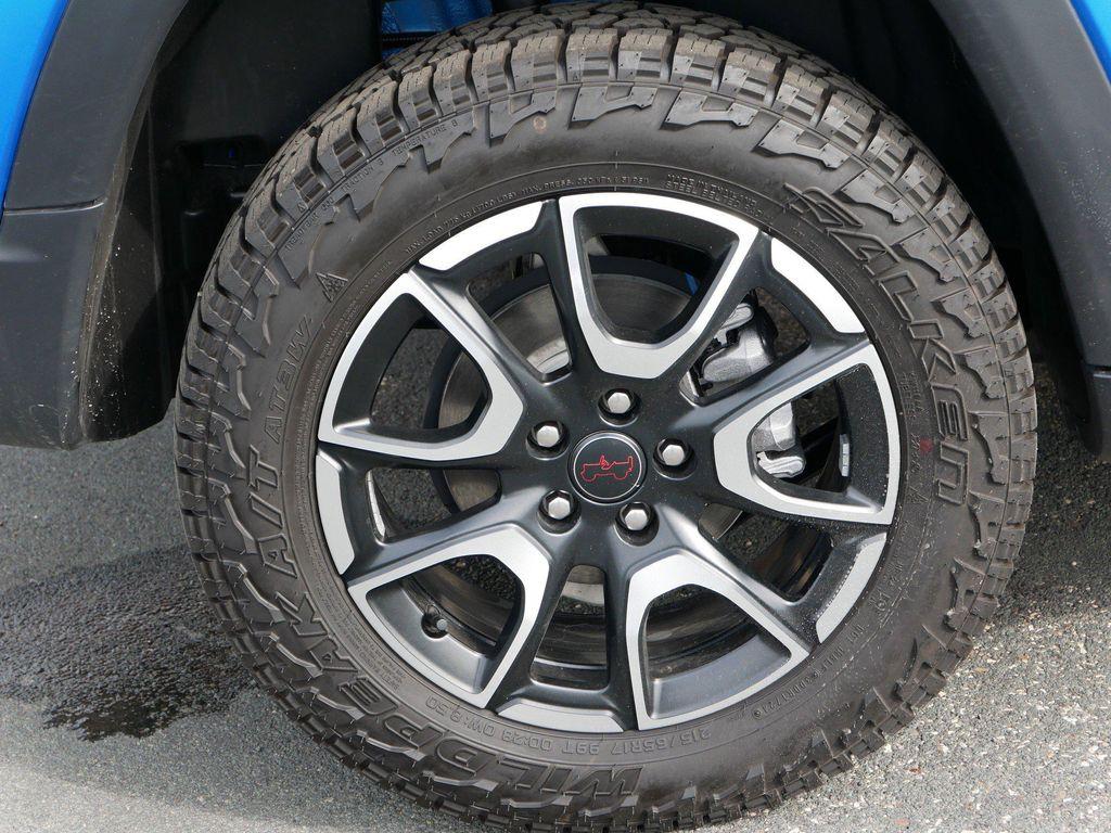 used 2025 Jeep Compass car, priced at $27,987