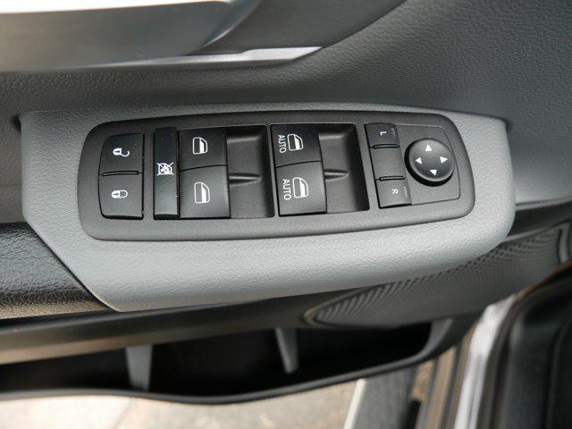 used 2022 Ram 1500 car, priced at $33,487