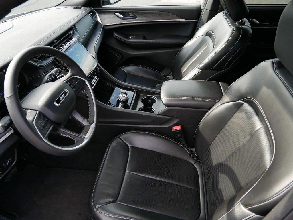 used 2024 Jeep Grand Cherokee L car, priced at $33,987