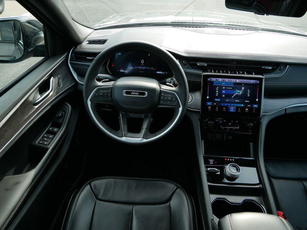 used 2024 Jeep Grand Cherokee L car, priced at $33,987