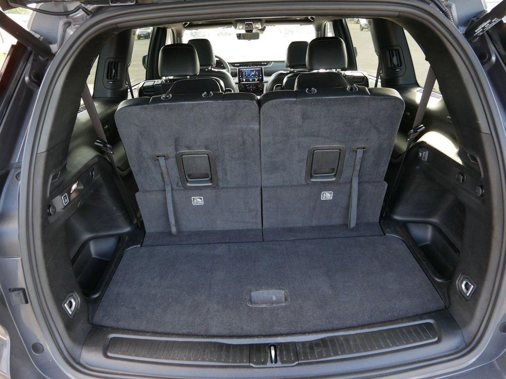 used 2024 Jeep Grand Cherokee L car, priced at $33,987
