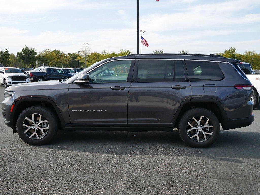 used 2024 Jeep Grand Cherokee L car, priced at $33,987