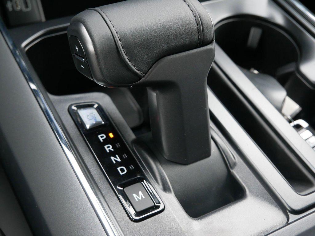 new 2025 Ford F-150 car, priced at $52,268