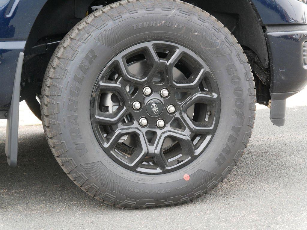 new 2025 Ford F-150 car, priced at $52,268