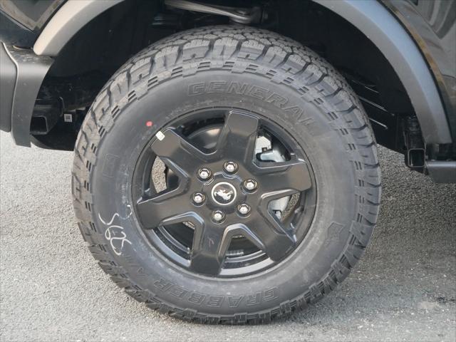 new 2024 Ford Bronco car, priced at $44,304