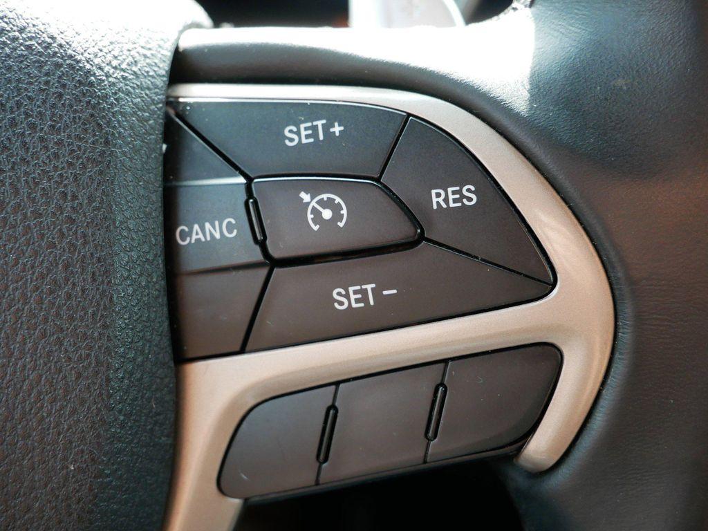 used 2017 Jeep Grand Cherokee car, priced at $15,987
