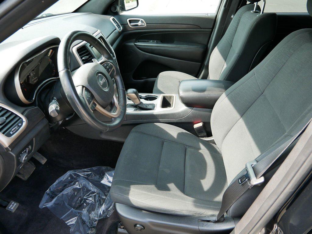 used 2017 Jeep Grand Cherokee car, priced at $15,987