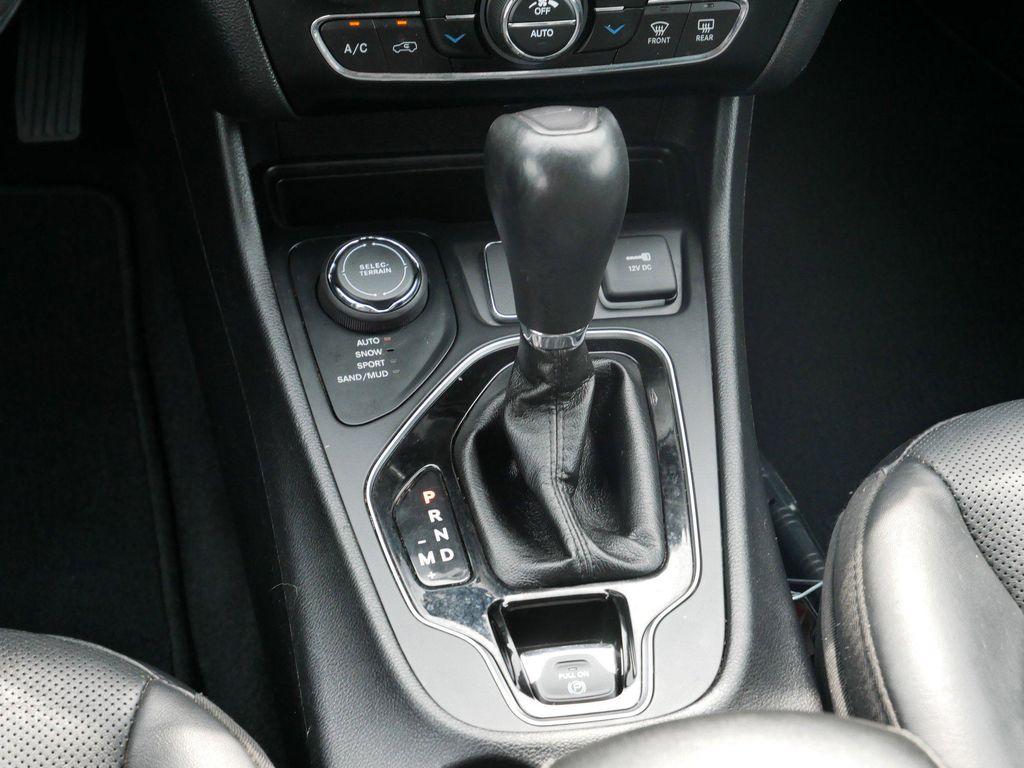 used 2019 Jeep Cherokee car, priced at $10,987