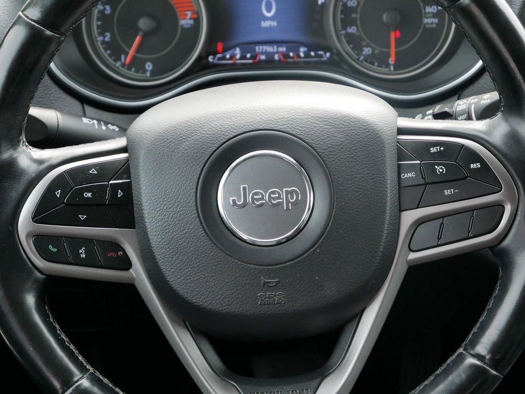 used 2019 Jeep Cherokee car, priced at $10,987