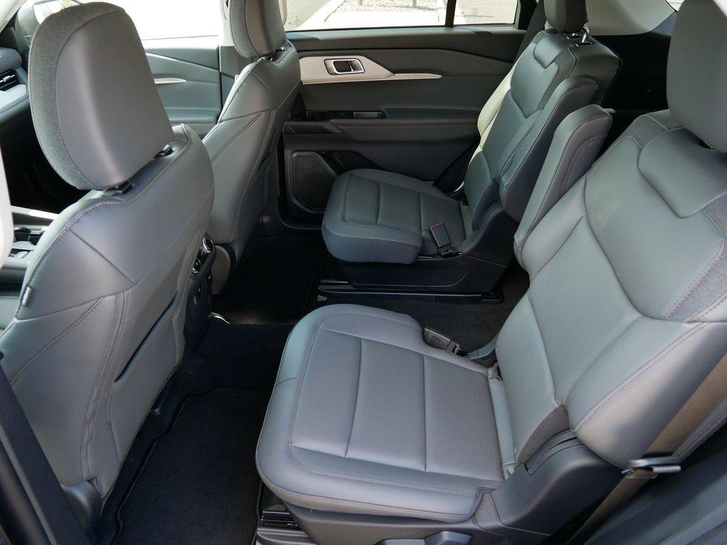 new 2025 Ford Explorer car, priced at $42,873