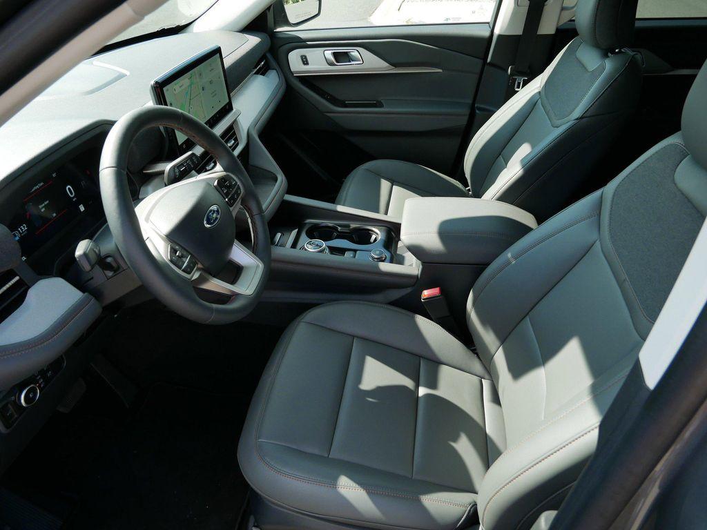 new 2025 Ford Explorer car, priced at $42,873