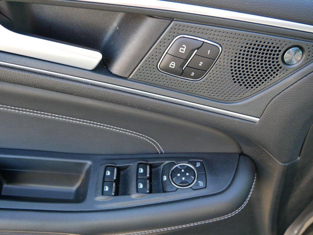used 2024 Ford Edge car, priced at $26,987