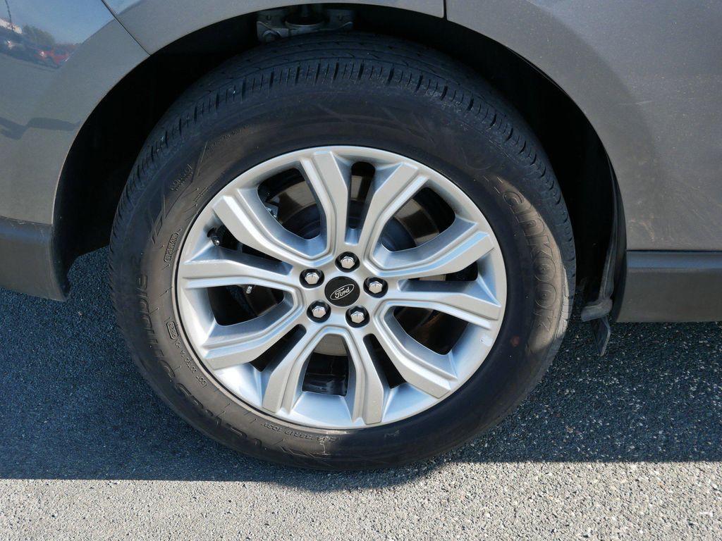 used 2024 Ford Edge car, priced at $26,987