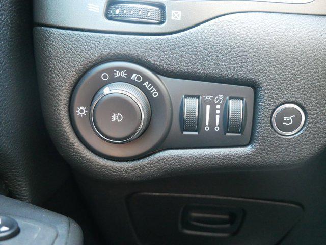 used 2022 Jeep Cherokee car, priced at $25,487