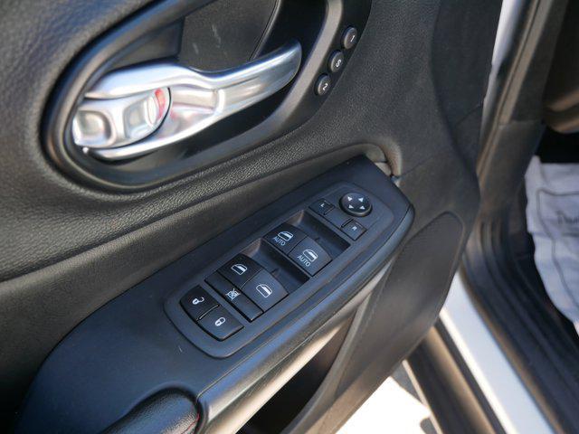 used 2022 Jeep Cherokee car, priced at $25,487