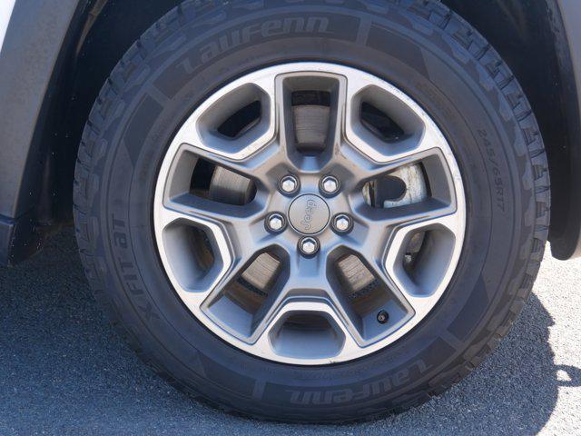 used 2022 Jeep Cherokee car, priced at $25,487
