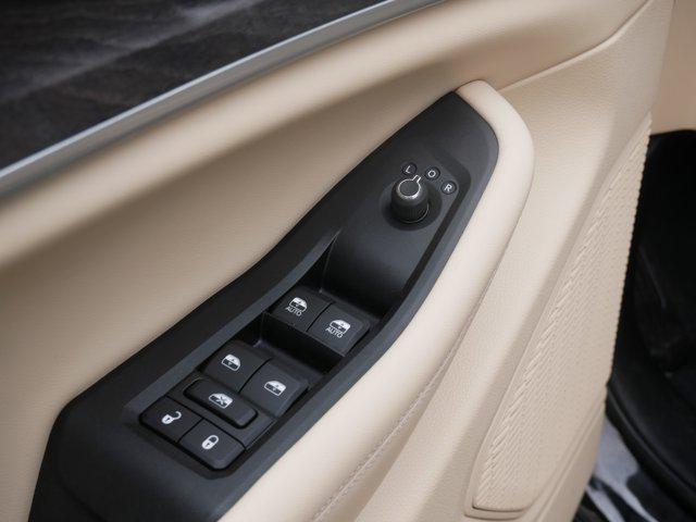 used 2023 Jeep Grand Cherokee car, priced at $32,987