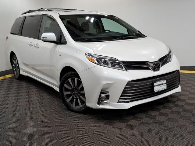 used 2018 Toyota Sienna car, priced at $35,452
