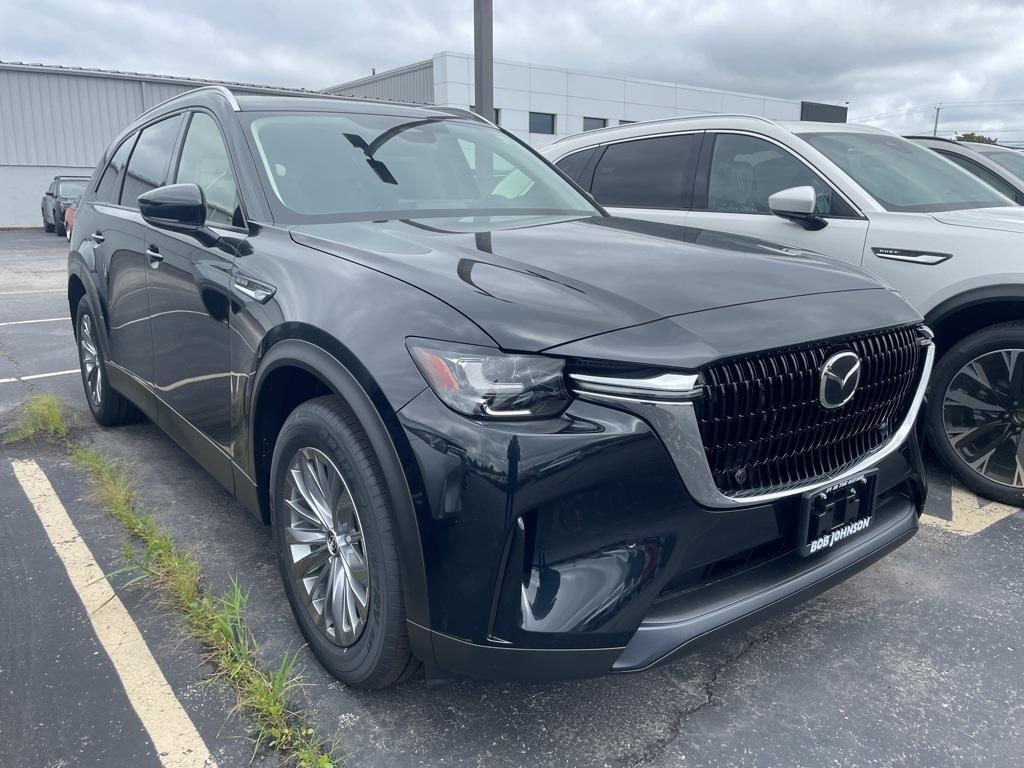 new 2025 Mazda CX-90 car, priced at $40,025