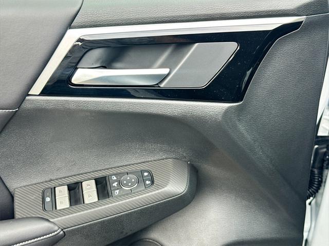 new 2025 Mitsubishi Outlander PHEV car, priced at $36,360
