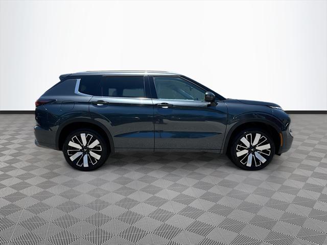 new 2025 Mitsubishi Outlander car, priced at $30,248