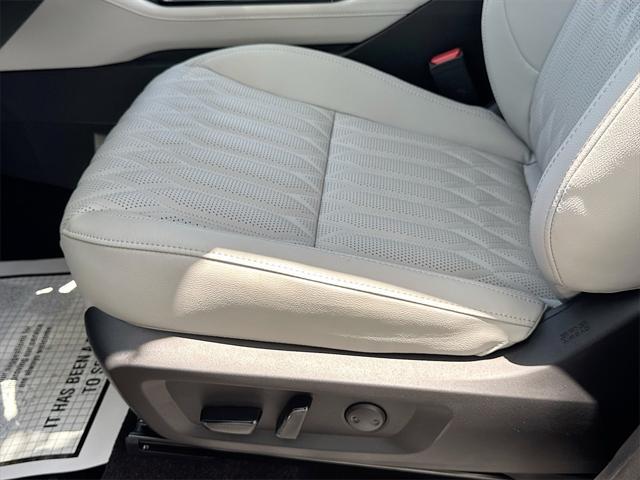 new 2025 Mitsubishi Outlander car, priced at $30,248