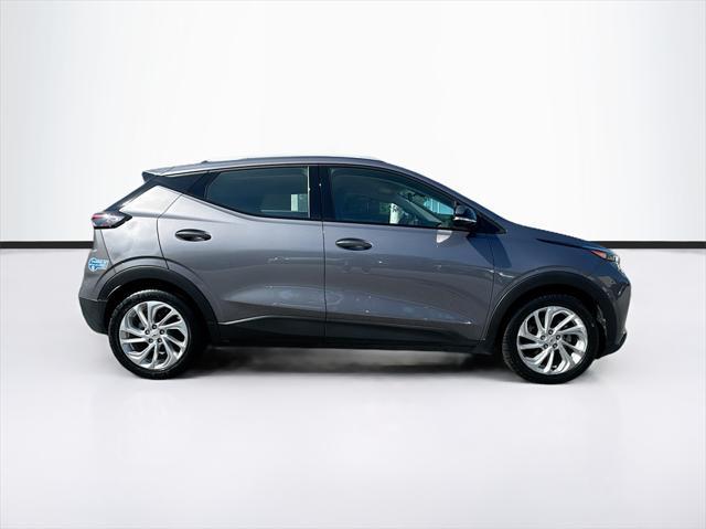 used 2022 Chevrolet Bolt EUV car, priced at $18,286