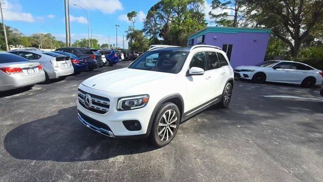 used 2022 Mercedes-Benz GLB 250 car, priced at $25,536